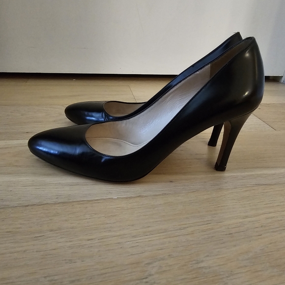 Prada Heels - Picture 4 of 5